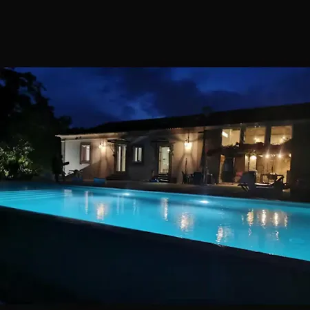 度假居 Casa De Rompecias *