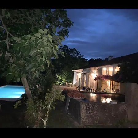 Dom wakacyjny Casa De Rompecias *